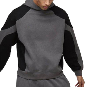 Ensemble de survêtement décontracté 2-en-1 pour homme, gris et noir, avec sweat à capuche oversize en polaire et pantalon de survêtement large assorti - Product Image 4