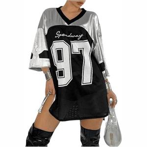 Robe de football pour femmes en gros, uniforme de soccer personnalisé à manches courtes, impression par sublimation, respirant, athlétique, direct usine - Product Image 3