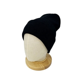 Bonnet unisexe noir uni Harry Johnson 100% acrylique tricoté à la machine pour l'hiver, décontracté, pour adultes, tour de tête 56-58 cm - Product Image 1