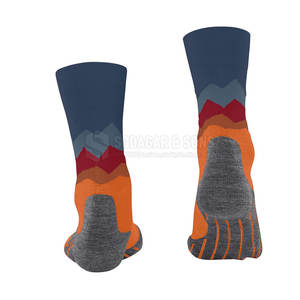 Chaussettes de cyclisme Performance Fit avec bout sans couture et tissu extensible anti-humidité - Product Image 2