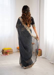 Sari en soie noire élégant avec broderie imprimée Bandhani pour mariage, style traditionnel indien pakistanais, longueur au sol, pour femmes - Product Image 3