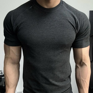 Camiseta Deportiva de Compresión para Hombre, de Secado Rápido, Elástica, Transpirable, Ajustada, de Manga Corta, para Gimnasio, Entrenamiento, Running - Product Image 1