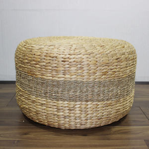 Pouf tissé par jacinthe organique durable d'eau, forme ronde Ottoman de cylindre pour l'accent d'allocation des places de salon - Product Image 1