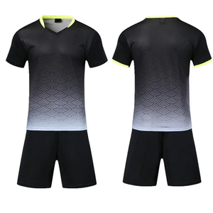 Uniforme de Fútbol de Poliéster Transpirable de Nuevo Estilo con Color Personalizado y Patrón Sólido Precio - Product Image 3