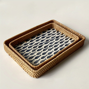 Plateau de service personnalisé en nacre, plateau en rotin en forme de poisson, design coquillage, plateau de rangement artisanal, objet décoratif pour la maison - Product Image 1