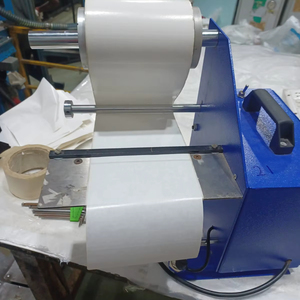 Distributeur automatique d'étiquettes avec support de rouleau pour une distribution efficace des étiquettes adhésives - Product Image 1