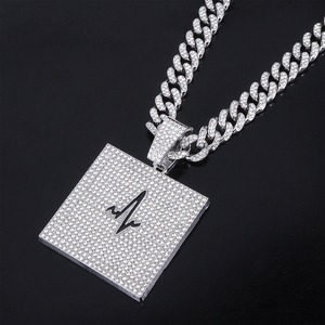 Chaîne à maillons transfrontalière Hip-Hop tendance, style cool européen et américain, en alliage de zinc plaqué or, avec pendentif incrusté motif ECG - Product Image 4