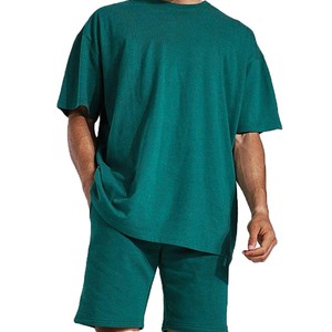 Ensemble de shorts vert 2 pièces pour hommes, t-shirt à manches courtes surdimensionné et short, tenue décontractée d'été, streetwear ONEAPEX INTERNATIONAL - Product Image 3