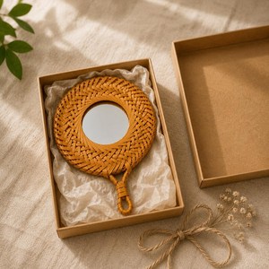 Vintage Portable Mirror <b>Frame</b> Lightweight Luxury Design for Outdoor And Indoor Use Wholesale B2B Supply - Product Image 3