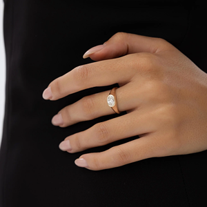 Bague de fiançailles classique en diamant de laboratoire taille ovale, couleur fantaisie, 1 carat, plaqué or 18 carats, bijou solitaire de luxe unisexe - Product Image 6