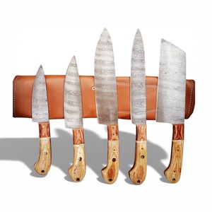 Ensemble de 5 couteaux de cuisine professionnels en acier Damas, fabriqués à la main, manche ergonomique en bois d'olivier, sac de transport en cuir, OEM - Product Image 1