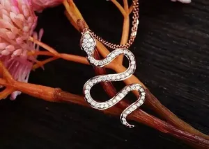 Producto Moissanite TITEL & KEYWORD Colgante de Plata de Ley Chapado en Oro con Corte Brillante Redondo para Mujer, 5.30 g, para Alibaba.com - Product Image 3