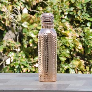 Handcrafted Lid Leak-Proof Ayurvedic Metal 650ml Pure Copper Vessel Water Bottle for Health Benefits Enhances Immunity Digestion - Product Image 1