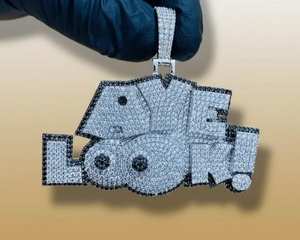 Colgante de Letra Personalizado Iced Out de Plata de Ley 925 con Moissanita VVS, Colgante Hip Hop Bicolor para Hombre - Product Image 2