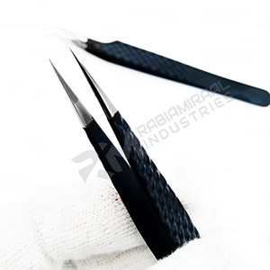 Pince à épiler de précision RABIAMIRAAL INDUSTRIES, en acier inoxydable, pointe lisse, couleur plasma noire et revêtement en poudre noire. - Product Image 6