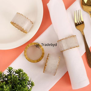 Anillo para Servilletas de Resina Hecho a Mano, Decoración Premium para Mesa de Comedor por Tradebyd - Product Image 1