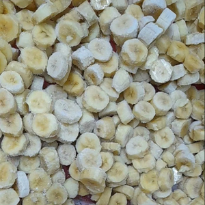 Tranches et morceaux de bananes surgelées IQF, bananes fraîches et mûres, norme d'exportation du Vietnam, avec service OEM - Product Image 1