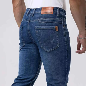 Pantalon en jean slim personnalisé pour homme – Jean large délavé sur mesure à prix abordable avec matériaux de qualité - Product Image 5