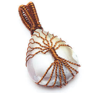 Pendentifs en cristal naturel assorti, artisanal, vintage, design rétro, enveloppé de fil de cuivre, matériau en laiton, plaqué rhodium - Product Image 4