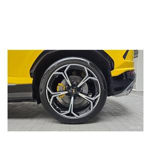 Lamborghini Urus 2019, 4.0 V8, 4,536 km, Volante a la Izquierda, Caja de Cambios Automática, Asientos de Cuero, con Cámara Trasera - Product Image 5