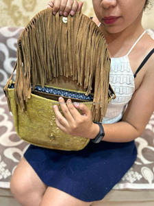 Nouveaux cheveux sur daim véritable cuir frange peau de vache croissant sac à main femmes pour la mode vente chaude en forme de baril sac à bandoulière - Product Image 6