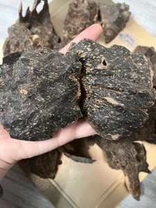 Sandalwood Incense Chips Natural Agarwood Resin Rich High Oil Content <b>Aromatic</b> Wood Medium Grade All Season Use - Product Image 5