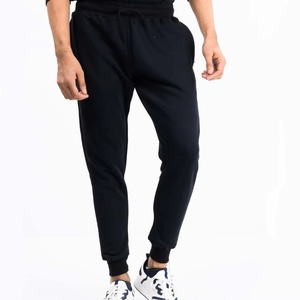 Conjunto Deportivo Informal para Hombre, Sudadera de Manga Larga con Cuello Redondo y Pantalones Deportivos con Cintura Elástica, Color Negro Sólido - Product Image 4