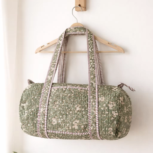 Sac de voyage unisexe en coton matelassé à imprimé floral vert, fermeture éclair, doubles poignées, léger, 20-35L, sac de sport pour le week-end - Product Image 1
