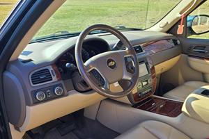 Chevrolet Avalanche LTZ Black Diamond 4x4 2013 - Product Image 5