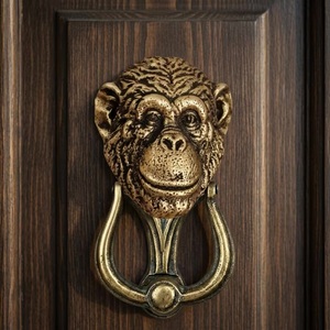 Timbre de puerta con cabeza de chimpancé de hierro fundido, diseño rústico, impermeable, instalación autoadhesiva, decoración tradicional para entrada, exterior - Product Image 1