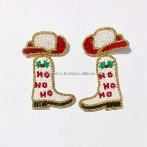 Boucles d'oreilles pendantes unisexes faites à la main, motif floral bohème, coupe poire, avec texte personnalisé, perles de rocaille, bijoux fantaisie, cadeau d'Halloween - Product Image 6