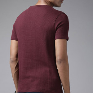 เสื้อยืดลายวาฟเฟิลสุดฮิต ทันสมัย ใส่สบาย ใช้ได้ทุกวัน มีสไตล์ ผ้าเนื้อนุ่ม ใส่สบายทุกวัน เสื้อยืดพื้นฐานสำหรับใส่ลำลอง - Product Image 3