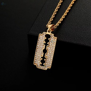 Colgante de Cuchilla de Afeitar de Moissanita Iced Out, Chapado en Oro Amarillo, Amuletos Hip Hop, Joyería Temática para Uso Diario, Colgante Personalizado para Rapper - Product Image 6
