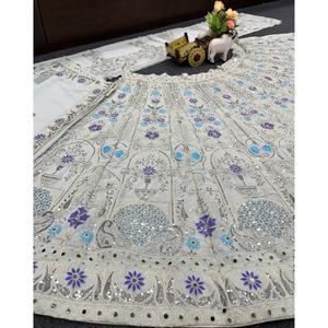 Ensemble Lehenga Choli avec Dupatta pour femmes - Product Image 3