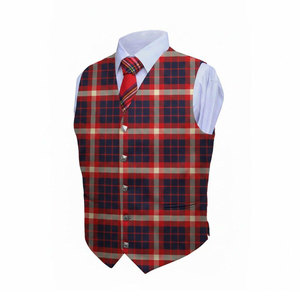 Chaleco Tradicional con Patrón a Cuadros y Cinco Botones, Accesorio para Trajes Escoceses, Superventas - Product Image 1