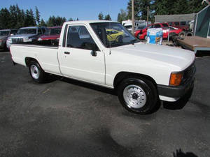 PRÊT À EXPÉDIER LIVRAISON 24/7 VENTE PICKUP Standard Cab LB Truck LHD 1986 OFFRE SPÉCIALE - Product Image 4