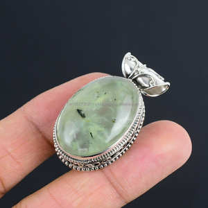 Colgante de Plata de Ley 925 hecho a mano, colgante de piedras preciosas de Prehnita, joyería de plata hecha a mano, joyería de Prehnita, regalo para su madre - Product Image 3