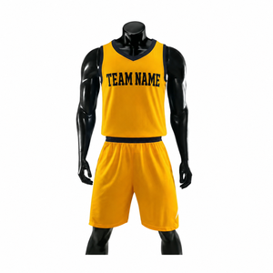 Tenue d'entraînement de basketball personnalisée, légère et respirante, ensemble maillot et short avec logo et numéro d'équipe personnalisés - Product Image 1