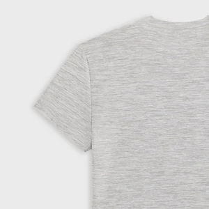 Servicio OEM de Fabricante Mayorista de Ropa Lista para Exportar con Logotipo Personalizado, Cuello Redondo, Diseño Minimalista Moderno, Perfecto para Ropa Urbana - Product Image 5