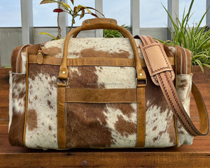 Vente en gros de grands sacs de voyage en cuir usiné à la main sacs de voyage en cuir de vachette pour unisexe sacs de week-end en cuir véritable personnalisés - Product Image 5