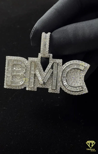 จี้ตัวอักษร "BMC" แบบกำหนดเอง สร้อยคอฮิปฮอปประดับเพชร สีทอง สีเงิน ของขวัญเครื่องประดับส่วนบุคคล - Product Image 1