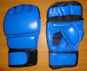 ถุงมือ MMA หนัง PU สำหรับฝึกซ้อมและต่อสู้แบบสปาร์ริงและกราปลิง ผลิตโดยโรงงานผู้ผลิตถุงมือต่อสู้ระดับมืออาชีพ ขายส่ง - Product Image 1