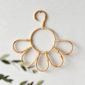 Perchas de ratán con forma de pétalo para ropa de bebé y niño pequeño, accesorio de madera para exhibir prendas. - Product Image 2
