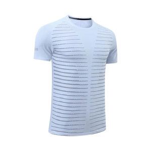 T-shirt pour homme de luxe de qualité supérieure, vente en gros, logo et couleur personnalisés, manches courtes, t-shirt haut de gamme de qualité supérieure - Product Image 2