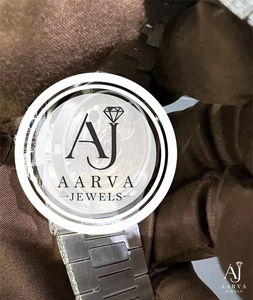 Reloj Mecánico con Esfera Plateada y Cristal de Zafiro, Brazalete de Acero Inoxidable con Circonitas Cúbicas, 18 mm, Movimiento Analógico Eta, Visualización de Fecha - Product Image 4