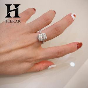 แหวนเพชรทรงรัศมี 3 กะรัต เพชรเลี้ยงในห้องปฏิบัติการ ตัวเรือนทองคำขาว 14K ดีไซน์คลาสสิคแบบวงแหวนเพชรล้อมรอบ พร้อมใบรับรอง - Product Image 5