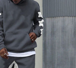 Chándal de manga larga para hombre con estampado puff de alta calidad, último modelo, ligero, cómodo y a precio económico. - Product Image 6