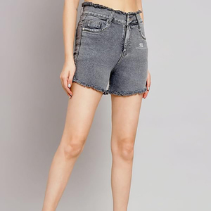 Shorts en jean pour femme, taille haute, délavé à l'acide, style streetwear décontracté, en coton, avec ceinture ajustable - Product Image 3