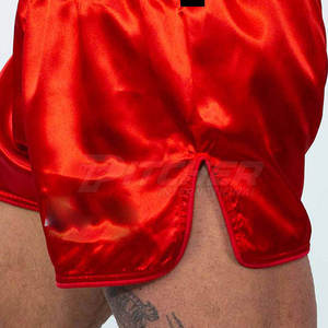 กางเกงมวยไทยพรีเมียม ผ้าซาตินน้ำหนักเบา ออกแบบมาเพื่อการฝึกซ้อมคิกบ็อกซิ่งและการแข่งขัน - Product Image 5