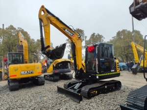 Offre Spéciale – Mini-Excavatrice Hydraulique sur Chenilles SANY SY60C d'Occasion, Modèle 2020, Capacité de Godet 0,23 m³, Idéale pour la Construction, l'Agriculture et les Exploitations Agricoles - Product Image 3